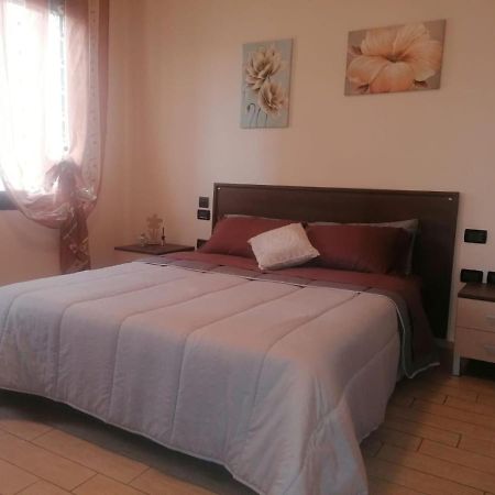 Alloggio Da Virginia Bed and Breakfast Taglio di Po Exterior foto
